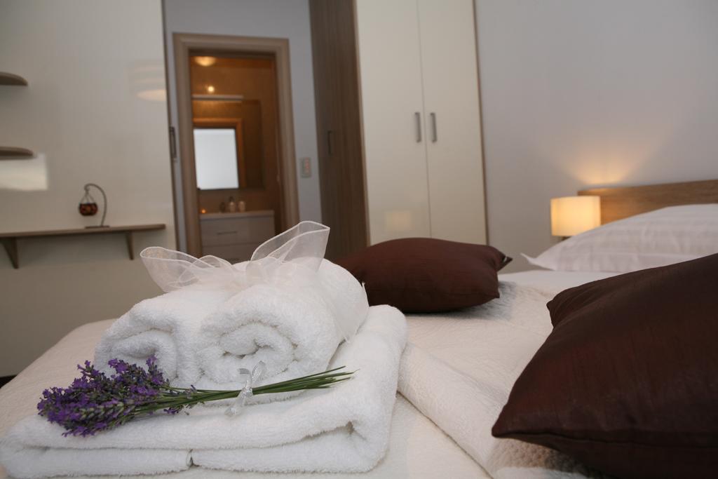 Apartments Sanja Trogir Extérieur photo
