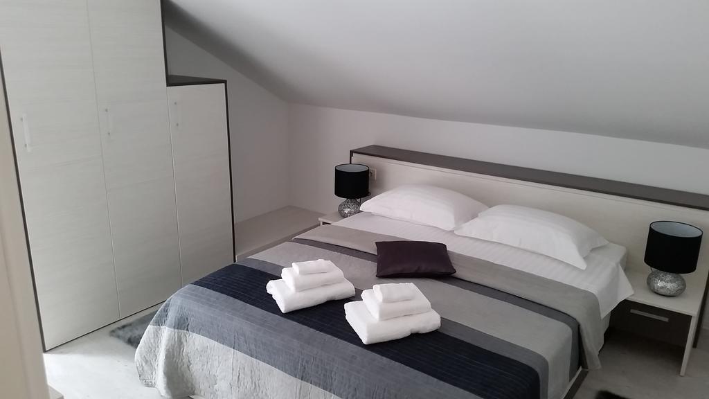 Apartments Sanja Trogir Extérieur photo