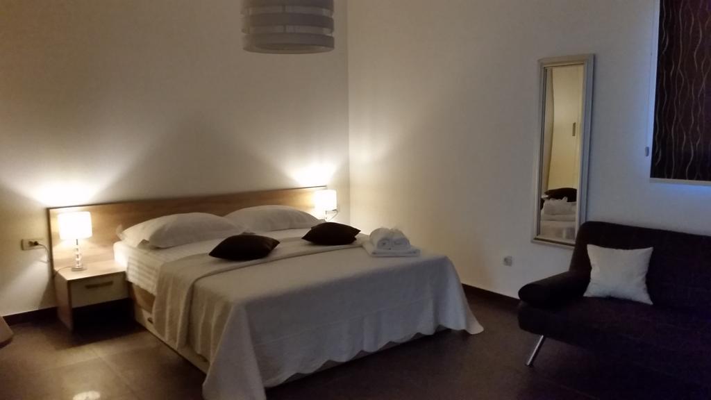 Apartments Sanja Trogir Extérieur photo